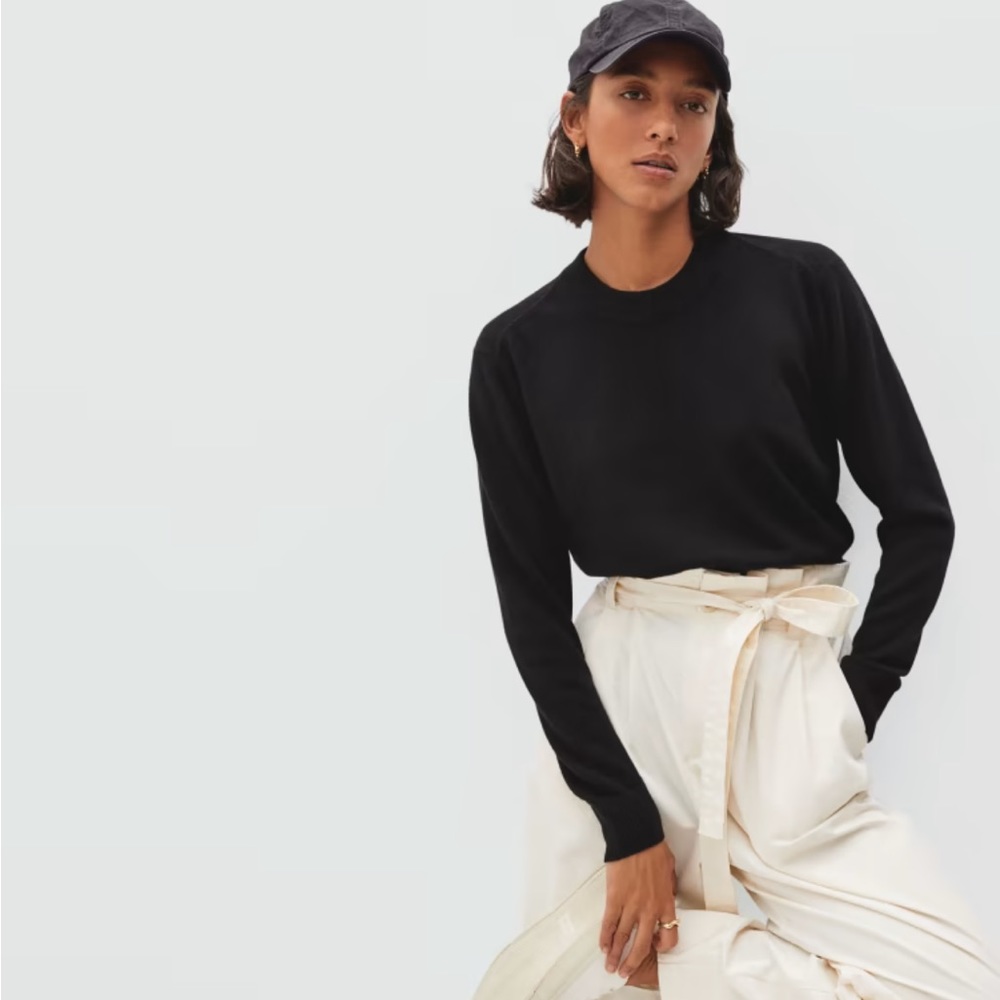 Everlane Crew Neck Cashmere Sweater, Size Small, Black